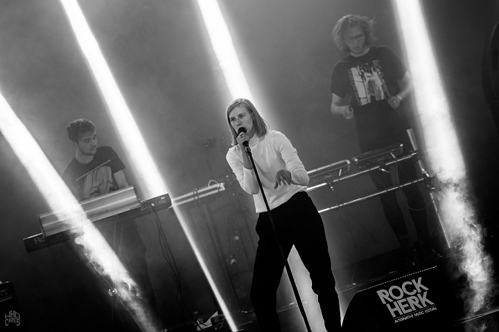 Whispering Sons @ Rock Herk, picture 26, photographed by Luc Luyten - FrontView Magazine