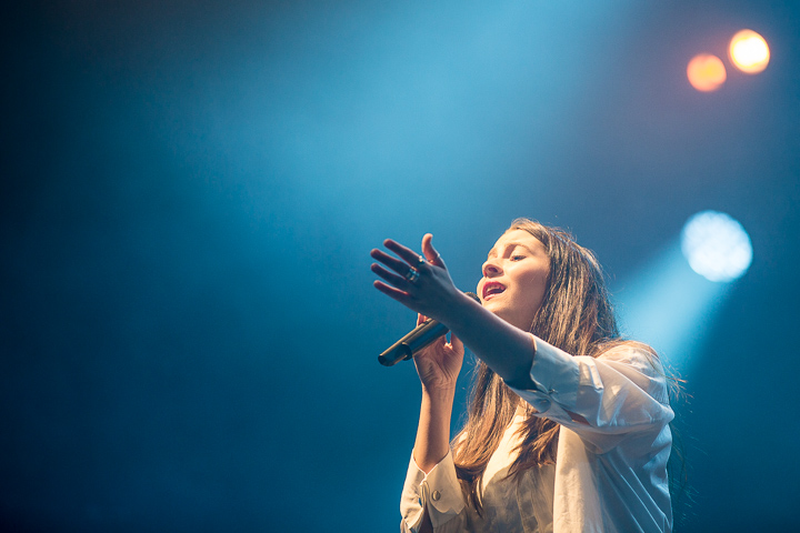 Hooverphonic @ Beleuvenissen, picture 8, photographed by Kurt Jacobs - FrontView Magazine
