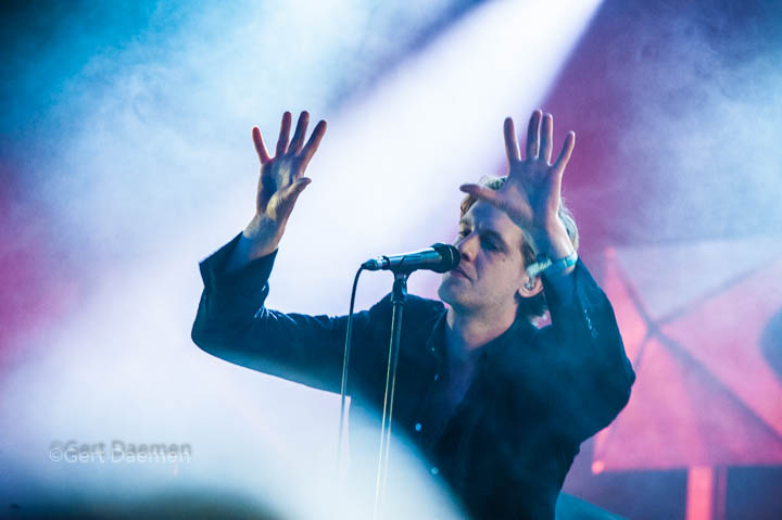 Warhaus @ M-idzomer ( 27-07-2017), picture 10, photographed by Gert Daemen - FrontView Magazine