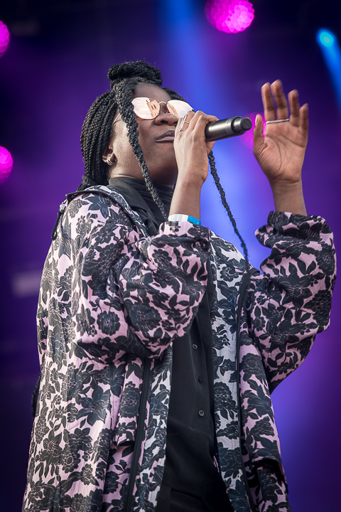Coely @ Suikerrock 2017, picture 5, photographed by Jan van Hecke - FrontView Magazine