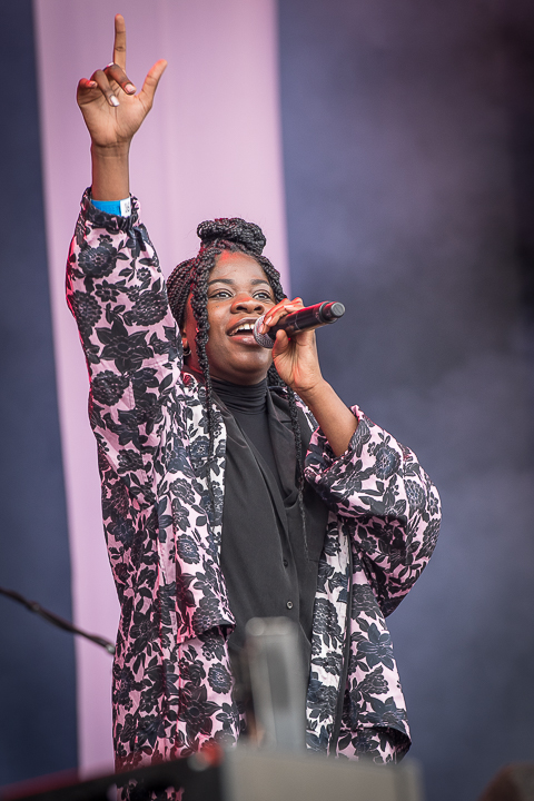 Coely @ Suikerrock 2017, picture 7, photographed by Jan van Hecke - FrontView Magazine