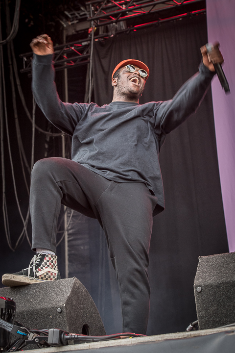 Coely @ Suikerrock 2017, picture 18, photographed by Jan van Hecke - FrontView Magazine