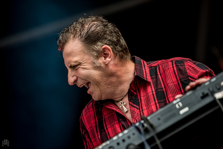 The Bollock Brothers @ Punks not dead, picture 8, photographed by Luc Luyten - FrontView Magazine