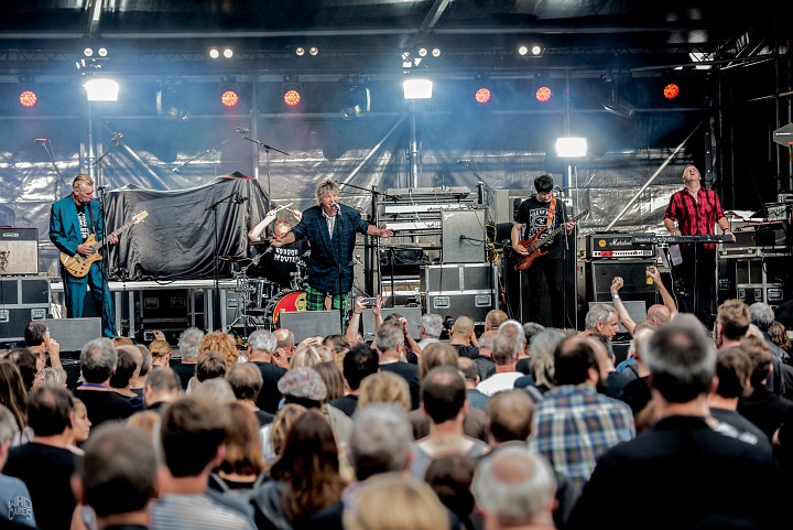 The Bollock Brothers @ Punks not dead, picture 9, photographed by Luc Luyten - FrontView Magazine