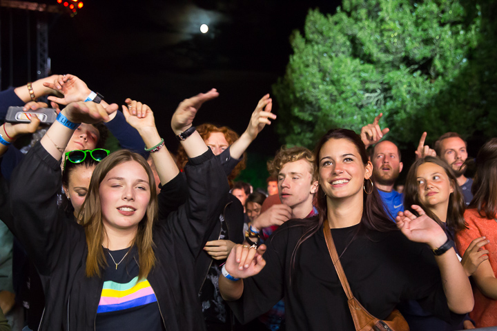 Discobar Galaxie @ Linkerwoofer, picture 1, photographed by Marc Verdonck - FrontView Magazine