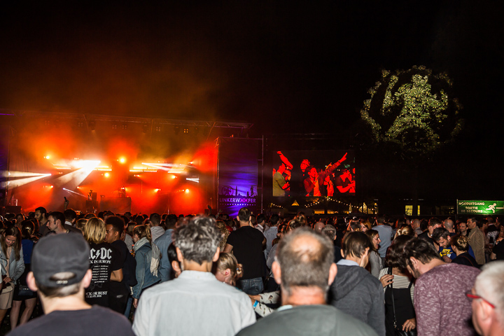 Discobar Galaxie @ Linkerwoofer, picture 27, photographed by Marc Verdonck - FrontView Magazine