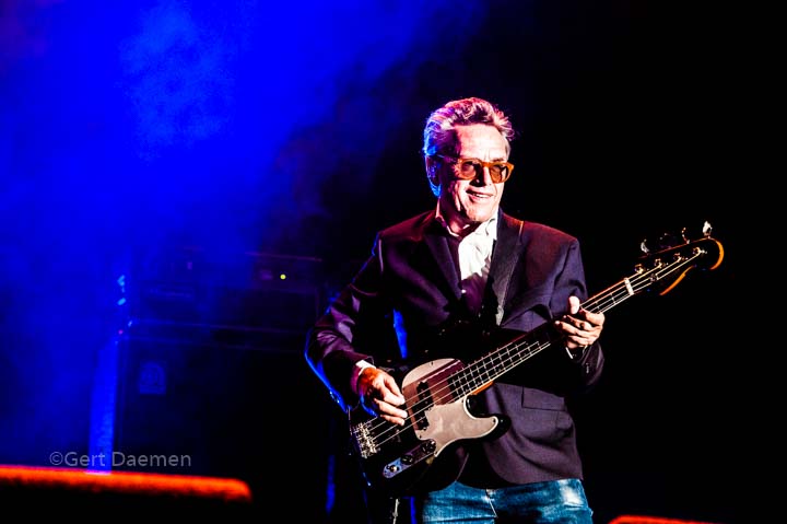 Doe Maar @ Dranouter 2017, picture 1, photographed by Gert Daemen - FrontView Magazine
