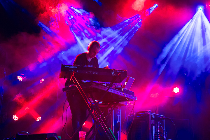 Hydrogen Sea @ Linkerwoofer, picture 11, photographed by Marc Verdonck - FrontView Magazine