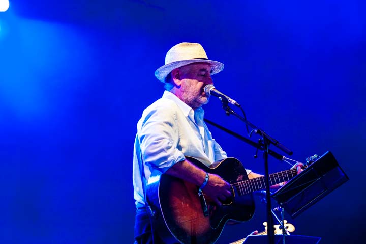 Jan De Smet & De 2 Centimeters @ Dranouter 2017, foto 3, foto's door Gert Daemen - FrontView Magazine