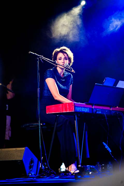 Nijghse Vrouwen @ Dranouter 2017, picture 19, photographed by Gert Daemen - FrontView Magazine