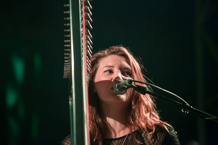 Stef Kamil Carlens @ Linkerwoofer, foto 4, foto's door Marc Verdonck - FrontView Magazine