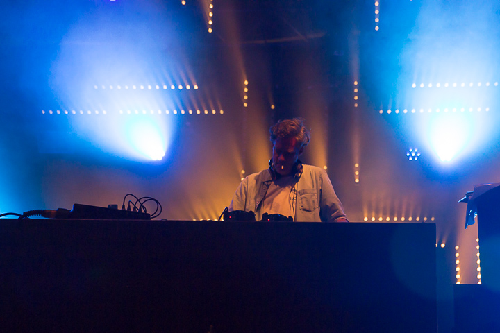 DJ & Sfeer @ Linkerwoofer, picture 6, photographed by Marc Verdonck - FrontView Magazine
