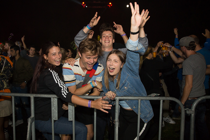 DJ & Sfeer @ Linkerwoofer, picture 9, photographed by Marc Verdonck - FrontView Magazine