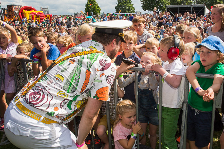 Kapitein Winokio & sfeer @ Linkerwoofer, picture 26, photographed by Marc Verdonck - FrontView Magazine