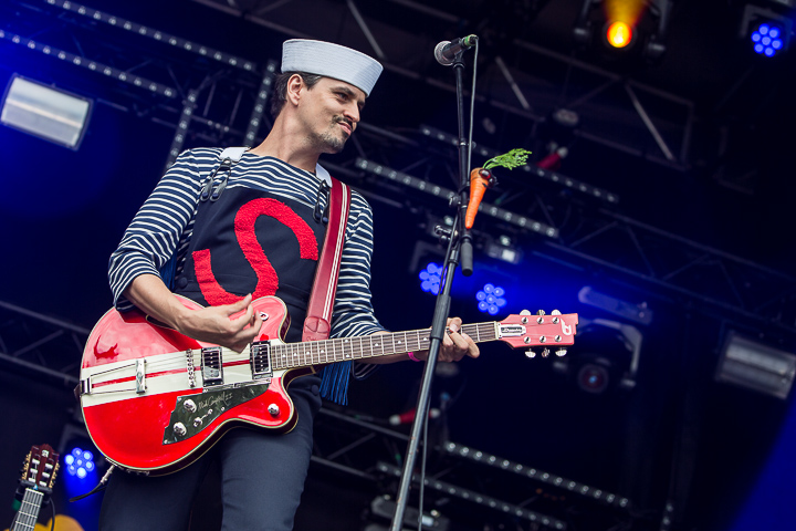 Kapitein Winokio & sfeer @ Linkerwoofer, picture 40, photographed by Marc Verdonck - FrontView Magazine