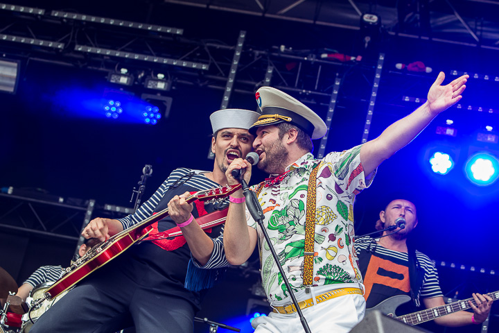 Kapitein Winokio & sfeer @ Linkerwoofer, picture 42, photographed by Marc Verdonck - FrontView Magazine