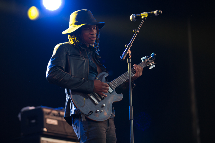 Raging Fyah @ Reggae Geel 2017, picture 10, photographed by Stef Dierckx - FrontView Magazine