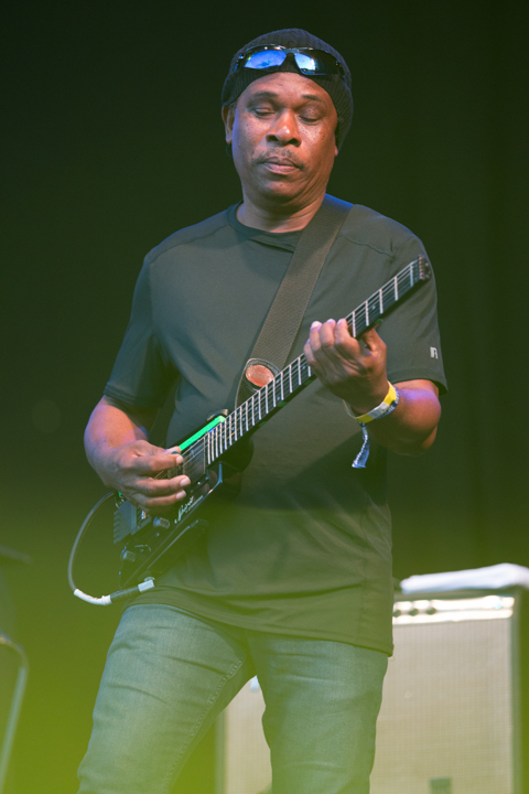 Raging Fyah @ Reggae Geel 2017, picture 11, photographed by Stef Dierckx - FrontView Magazine