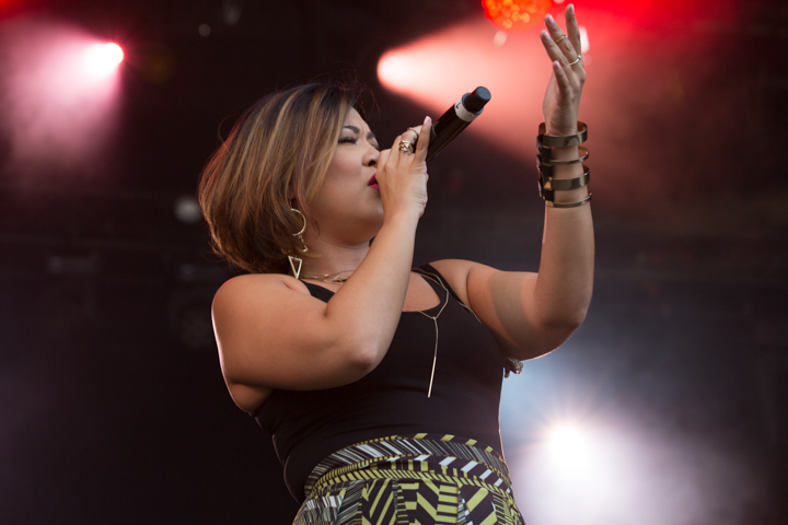 Tessanne Chin @ Reggae Geel 2017, picture 13, photographed by Stef Dierckx - FrontView Magazine