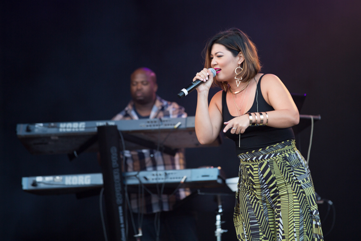 Tessanne Chin @ Reggae Geel 2017, picture 18, photographed by Stef Dierckx - FrontView Magazine