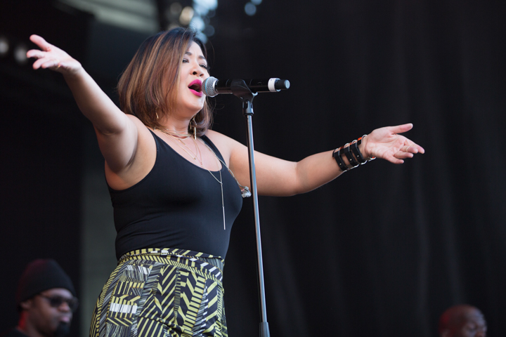 Tessanne Chin @ Reggae Geel 2017, picture 21, photographed by Stef Dierckx - FrontView Magazine
