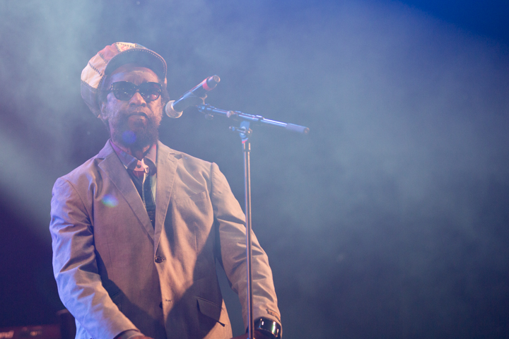 Black Uhuru: Duckie Simpson & Michael Rose @ Reggae Geel 2017, picture 11, photographed by Stef Dierckx - FrontView Magazine