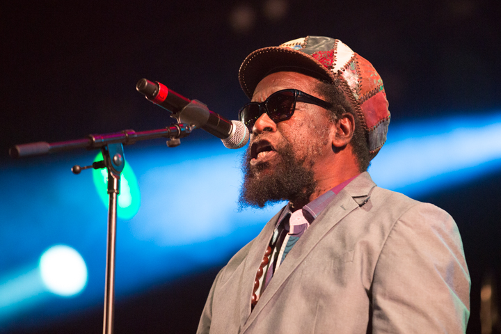 Black Uhuru: Duckie Simpson & Michael Rose @ Reggae Geel 2017, picture 25, photographed by Stef Dierckx - FrontView Magazine