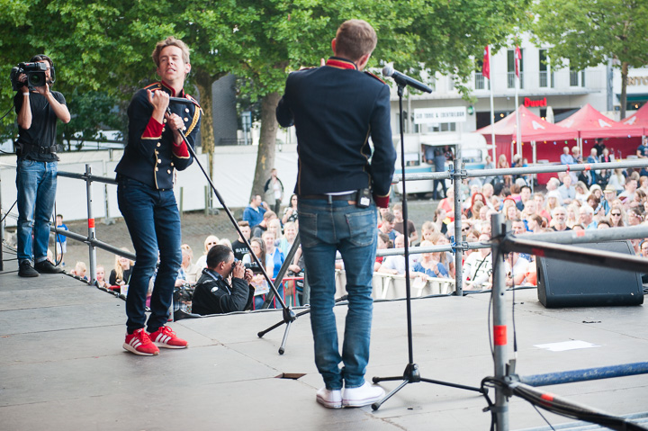 Cleymans & Van Geel @ Antwerpen Zingt, picture 10, photographed by Goele Bormans - FrontView Magazine