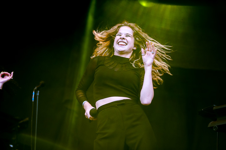 Laura Tesoro @ Midsummerfest Wommelgem, picture 14, photographed by Goele Bormans - FrontView Magazine