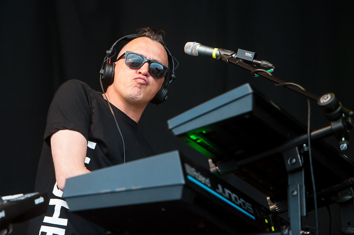 Laura Tesoro @ Midsummerfest Wommelgem, picture 17, photographed by Goele Bormans - FrontView Magazine
