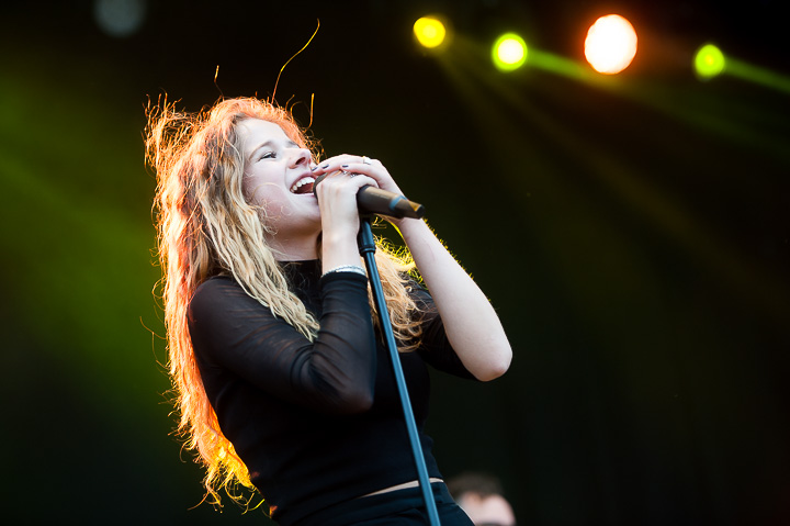 Laura Tesoro @ Midsummerfest Wommelgem, picture 27, photographed by Goele Bormans - FrontView Magazine