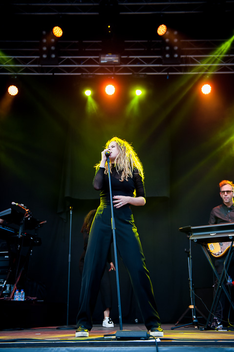 Laura Tesoro @ Midsummerfest Wommelgem, picture 47, photographed by Goele Bormans - FrontView Magazine
