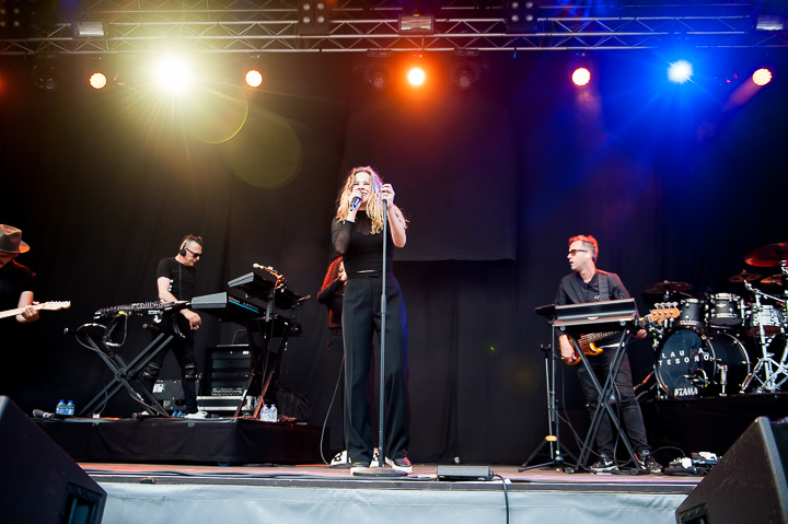 Laura Tesoro @ Midsummerfest Wommelgem, picture 48, photographed by Goele Bormans - FrontView Magazine