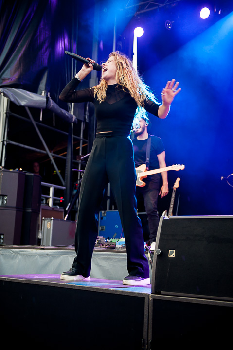 Laura Tesoro @ Midsummerfest Wommelgem, picture 67, photographed by Goele Bormans - FrontView Magazine