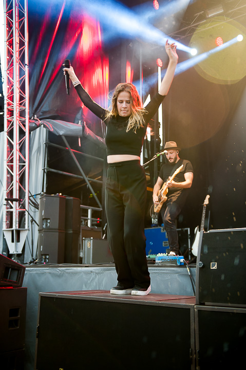 Laura Tesoro @ Midsummerfest Wommelgem, picture 70, photographed by Goele Bormans - FrontView Magazine