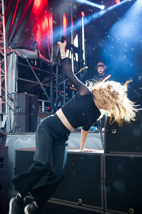 Laura Tesoro @ Midsummerfest Wommelgem, picture 71, photographed by Goele Bormans - FrontView Magazine