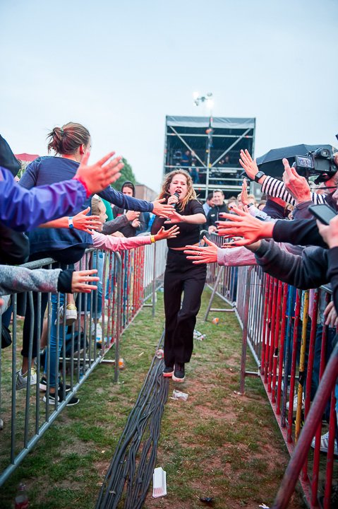 Laura Tesoro @ Midsummerfest Wommelgem, picture 72, photographed by Goele Bormans - FrontView Magazine