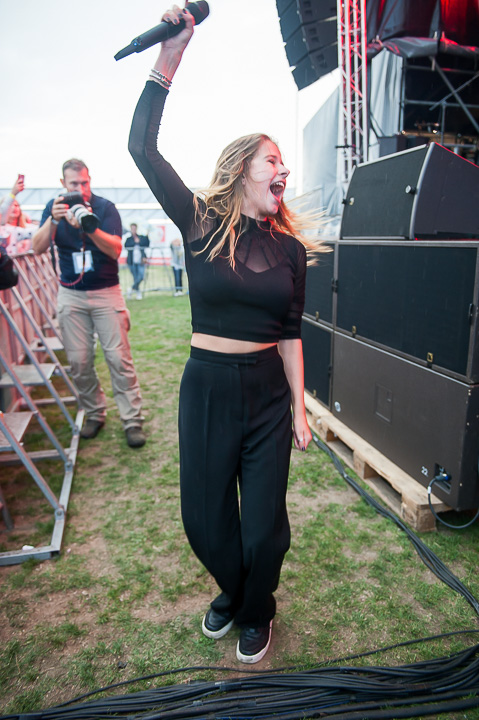 Laura Tesoro @ Midsummerfest Wommelgem, picture 75, photographed by Goele Bormans - FrontView Magazine