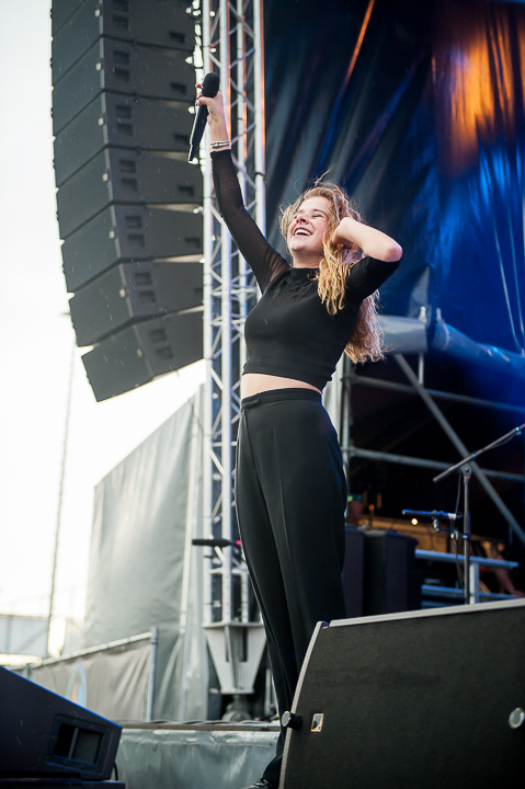 Laura Tesoro @ Midsummerfest Wommelgem, picture 79, photographed by Goele Bormans - FrontView Magazine