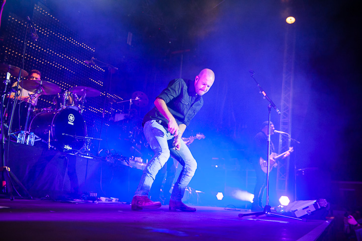 Stan Van Samang @ Midsummerfest Wommelgem, picture 38, photographed by Dimitri Vanlommel - FrontView Magazine