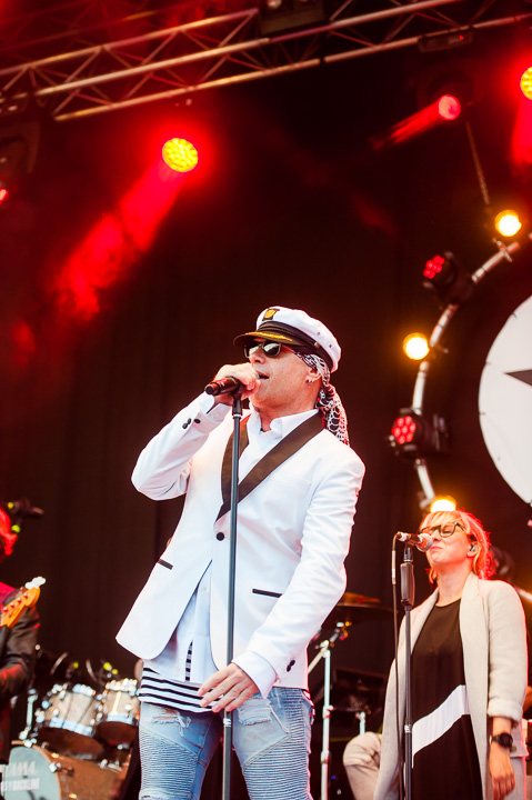 The Dinky Toys @ Midsummerfest Wommelgem, picture 3, photographed by Dimitri Vanlommel - FrontView Magazine