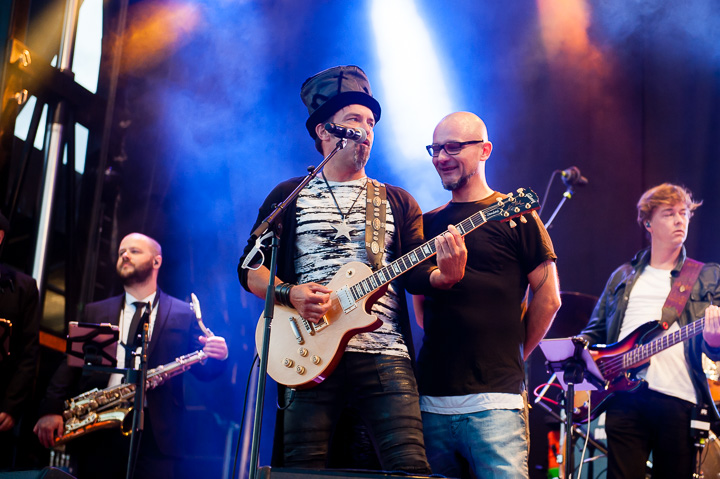 The Dinky Toys @ Midsummerfest Wommelgem, picture 27, photographed by Dimitri Vanlommel - FrontView Magazine