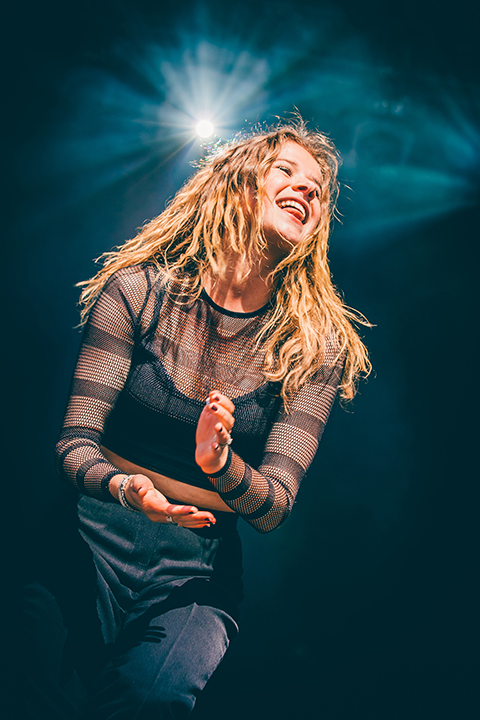 Laura Tesoro @ Paal op Stelten 2017, foto 5, foto's door Elke Briers - FrontView Magazine