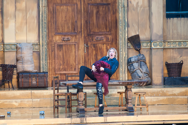 Kiss me Kate - preview @ Donkmeer, picture 76, photographed by Goele Bormans - FrontView Magazine