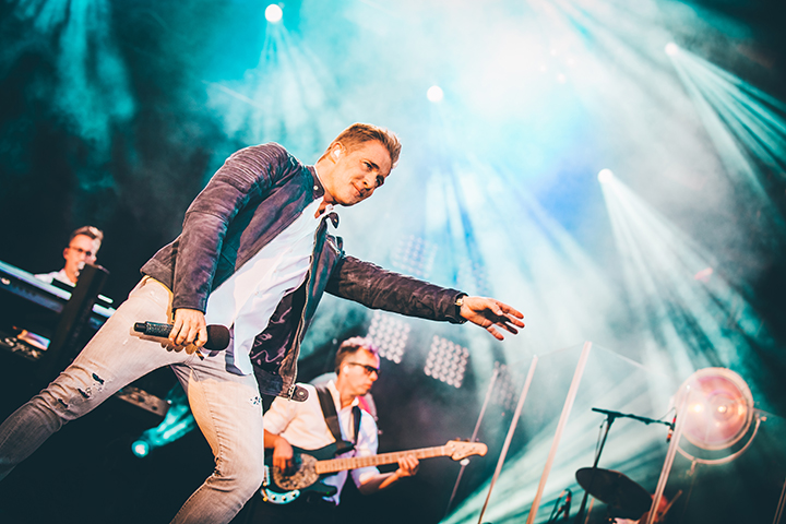 Christoff @ Marktrock Aalst 2017, picture 9, photographed by Elke Briers - FrontView Magazine