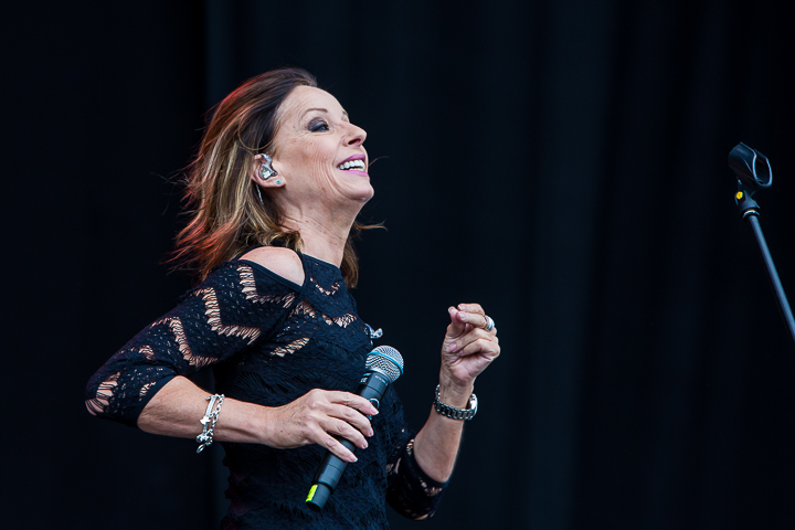 Bananarama @ Nostalgie Beach Festival, picture 1, photographed by Marc Verdonck - FrontView Magazine