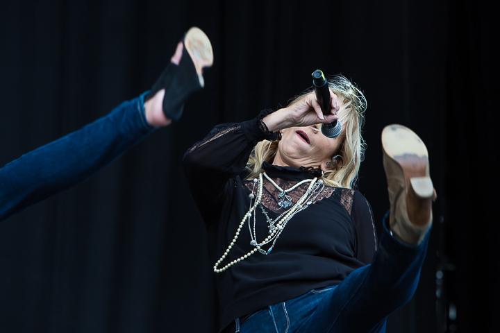 Bananarama @ Nostalgie Beach Festival, picture 9, photographed by Marc Verdonck - FrontView Magazine