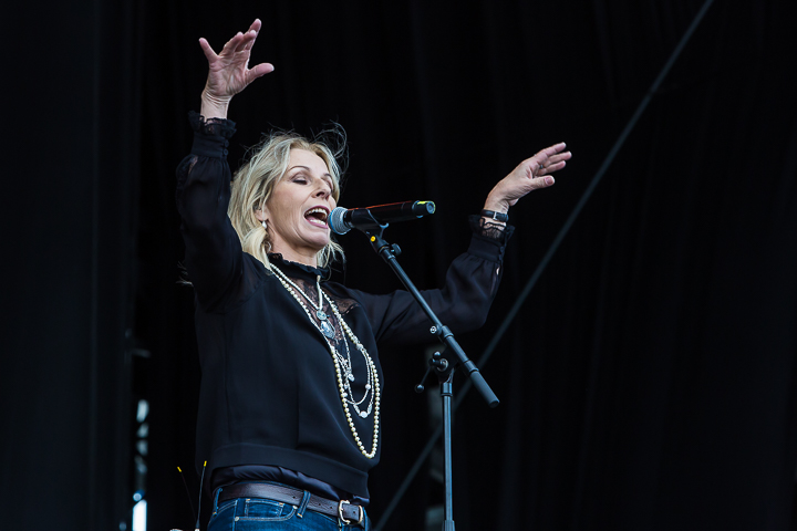 Bananarama @ Nostalgie Beach Festival, picture 13, photographed by Marc Verdonck - FrontView Magazine