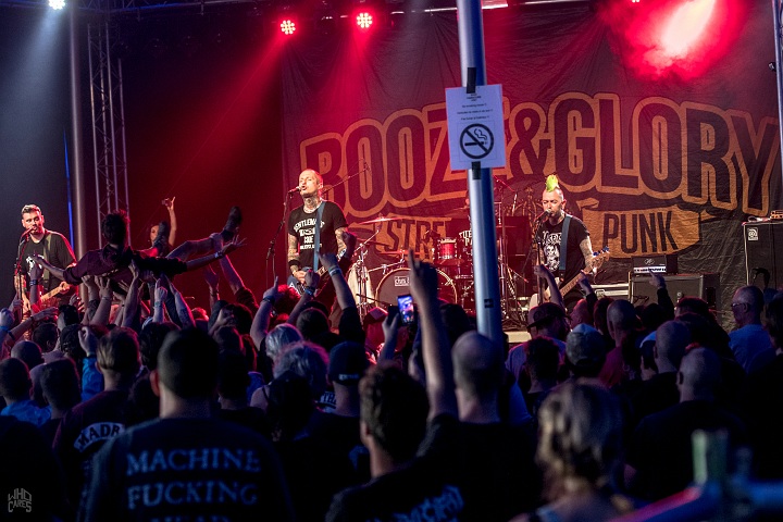 Booze and Glory @ Ieper Hardcore Fest, picture 37, photographed by Luc Luyten - FrontView Magazine