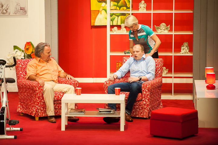 Hotel Mama @ echt Antwaarps teater, foto 11, foto's door Goele Bormans - FrontView Magazine